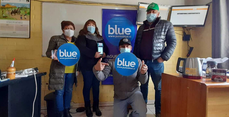 Entrega de «Punto Blue» y Plataforma «Software APR» a Comité Santa Matilde de Til Til